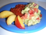 guacamole s cibulovo-paradajkovym pyre