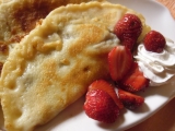 Palacinky s jahodovou marmeládou /Palačinky s jahodovou marmeládou