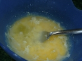 Vaječné haluštičky, zavarené do polievky - kapání (vložka do polévky)
