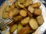 Pečené zemiaky s cesnakovými listami /Pečené brambory s česnekovými listy