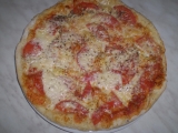 Scone pizza so slaninou a syrom