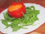 „Nízkokalorická pochúťka“: Plnené paradajky s pečenými paprikami