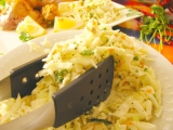 Kapustový šalát Coleslaw s paričkami jalapeno