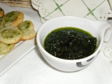 Pesto z medvedieho cesnaku /Pesto z medvědího česneku