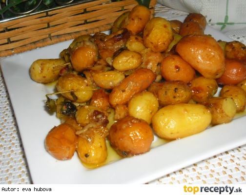 Pečené zemiačiky s hlivou /Pečené brambůrky s hlívou